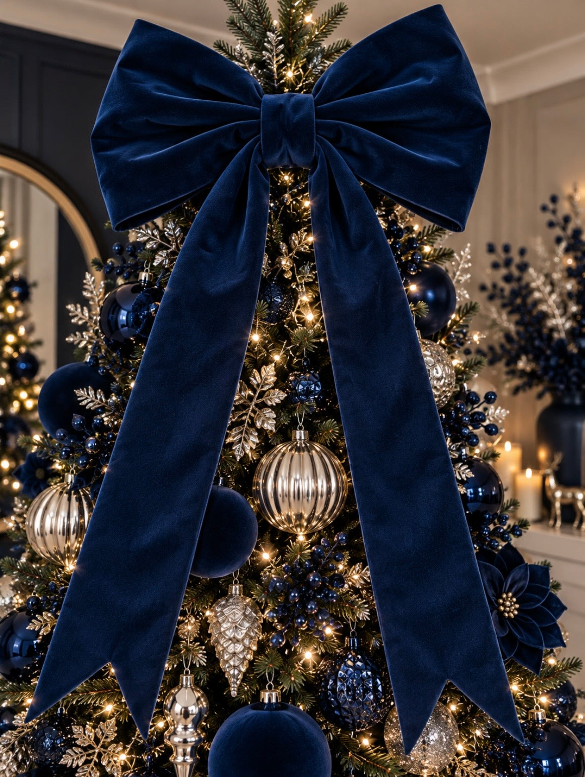 Luxury Navy Tree Bow